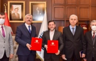 Prof. Dr. Erdöl: "Gönül coğrafyamıza kalifiye insan yetiştiriyoruz"