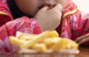 Pandemi çocuklarda obeziteyi artırıyor, risk büyüyor
