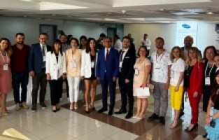 'Anne Karnından Ergenliğe COVID-19 Pandemisinin Öğrettikleri' Sempozyumu düzenlendi