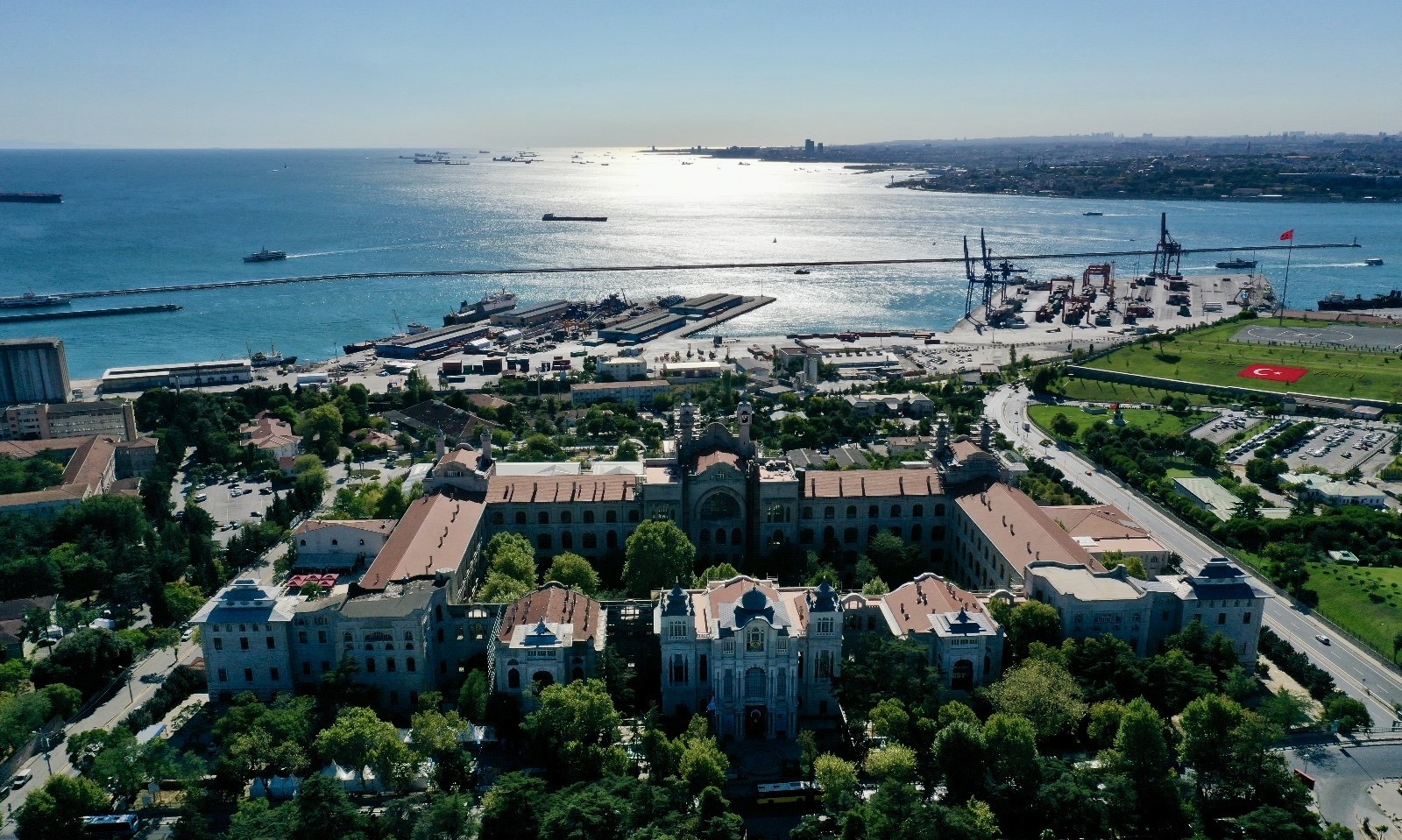 Sağlık eğitimi ve araştırmalarında uluslararası ölçekte başarıya sahip Sağlık Bilimleri