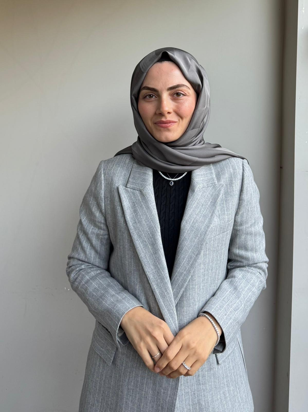 Merve Tuğçe Ertaş yazar fotoğrafı