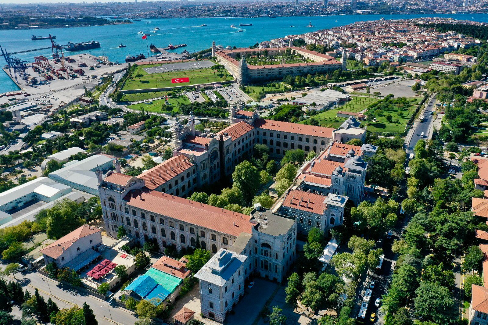 Hollanda Leiden Üniversitesi bünyesindeki Bilim ve Teknoloji Çalışmaları Merkezi (CWTS)