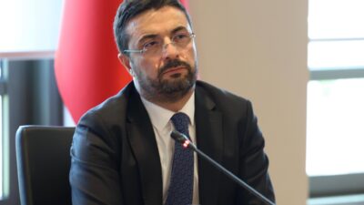 Prof. Dr. Serkan Topaloğlu, Türkiye’de kardiyoloji alanında yetişmiş saygın akademisyenlerden