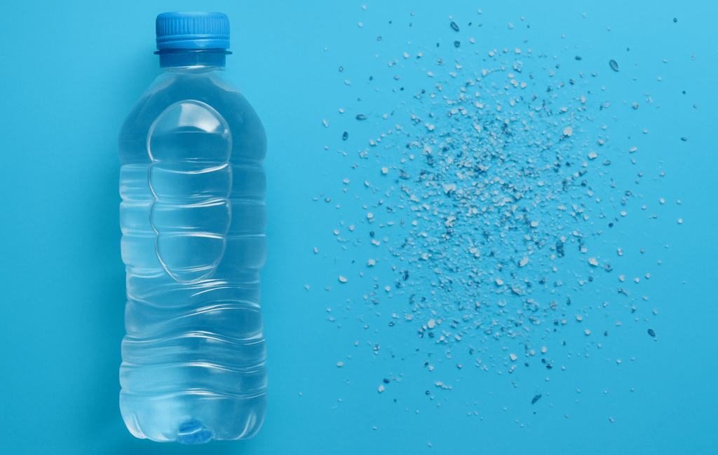 Plastik ambalajlar hayatımızı kolaylaştırıyor, ancak araştırmalar gösteriyor ki; su şişelerinden